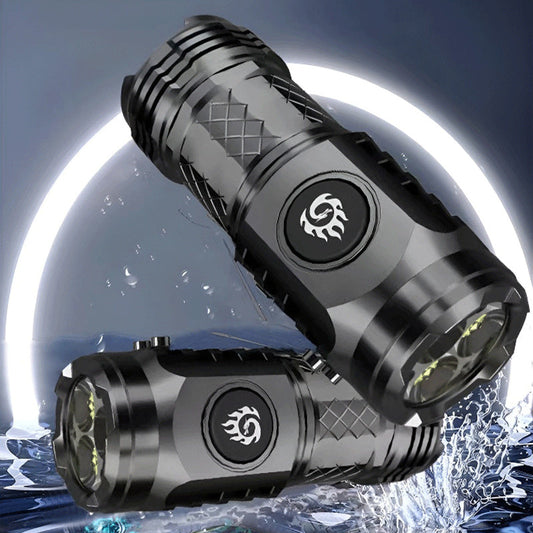 Schwarze wasserdichte LED-Taschenlampe, robustes Design, ideal für Outdoor-Abenteuer.
