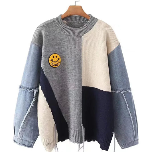 Damen-Pullover Patchwork-Design, grau-blau, Smiley-Emblem, Strick und Denim, modisch.