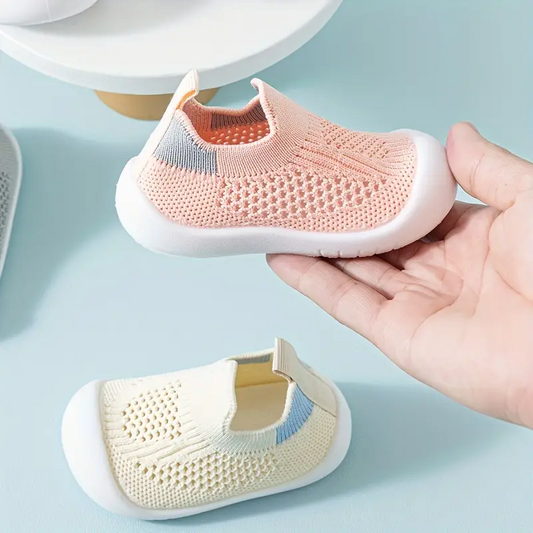StepEase – Flexible Barfußschuhe für Kinder