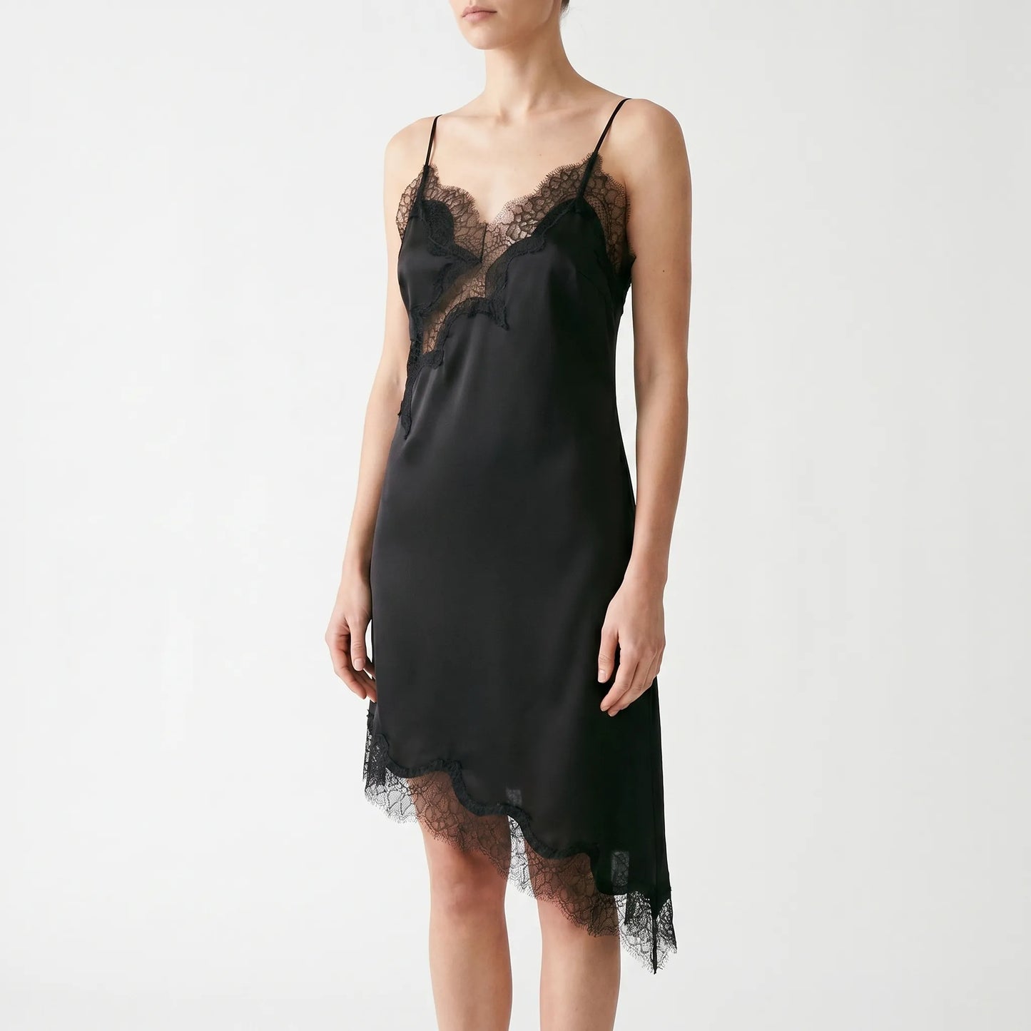 Asymmetrisches Slipkleid Mit Transparenten Details - Mable
