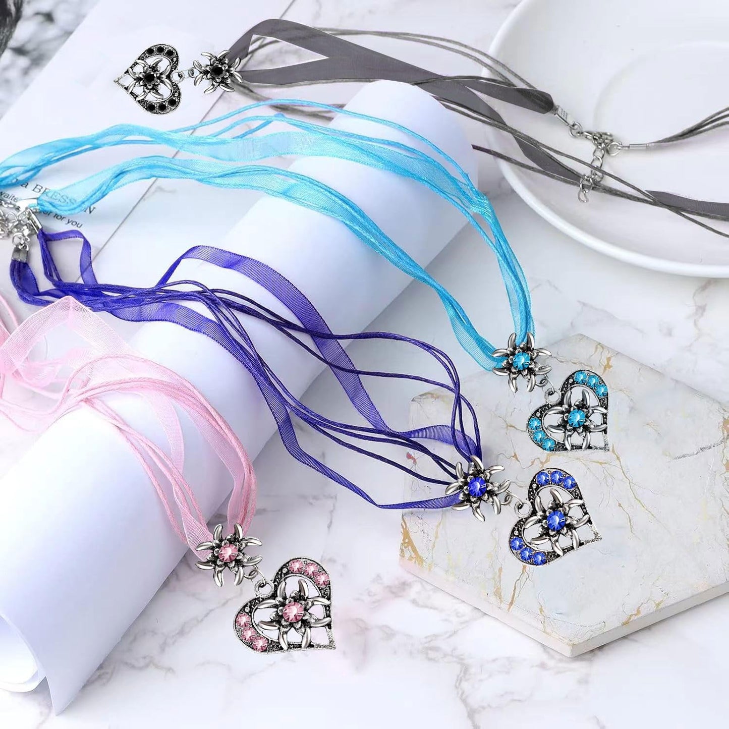 Choker Mit Herzanhänger - NobleDream