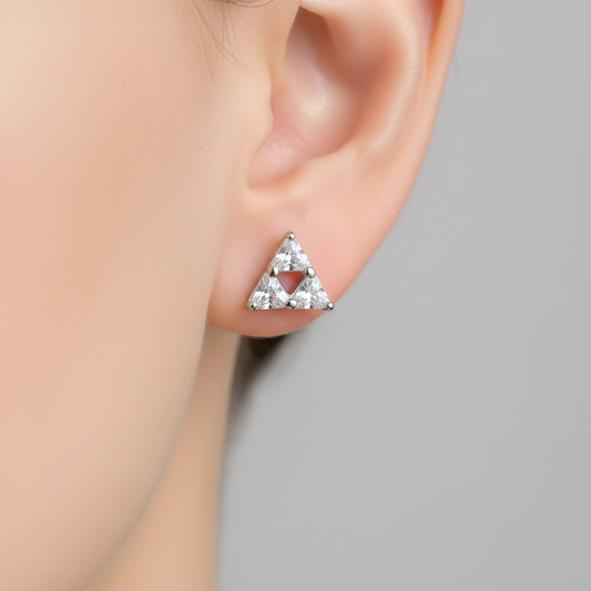 Dreieckige Ohrringe - TriadGleam