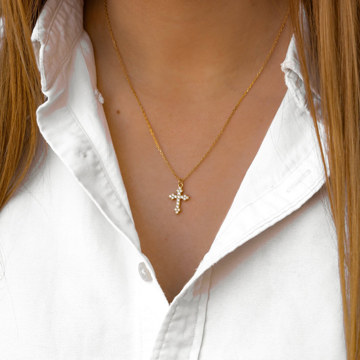 Filigrane Kreuzkette - CrossShine