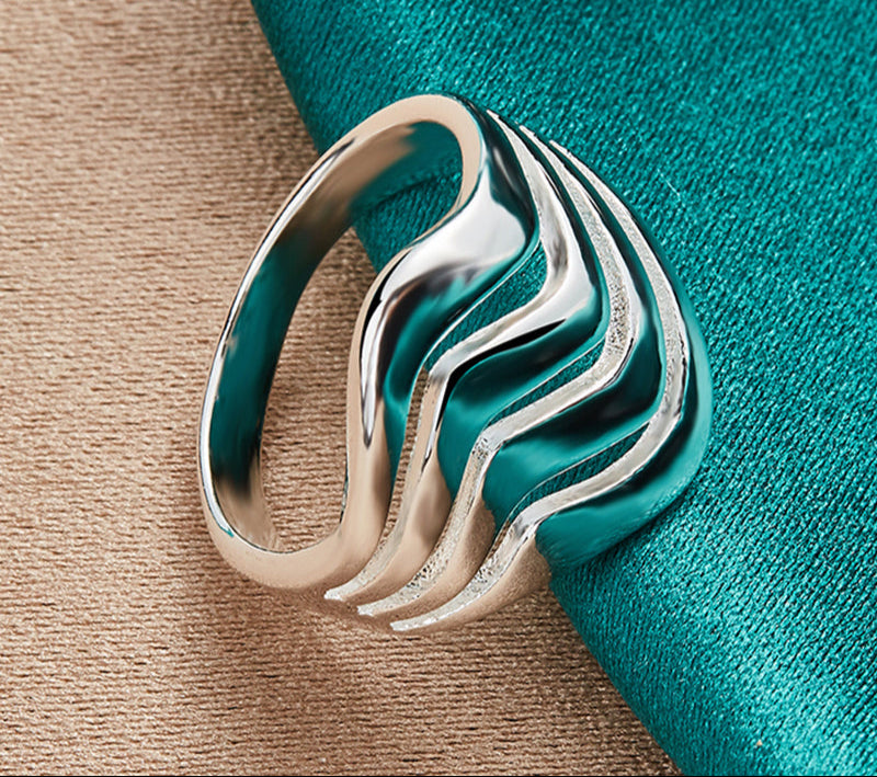 Geometrischer Wellenring - LineShine