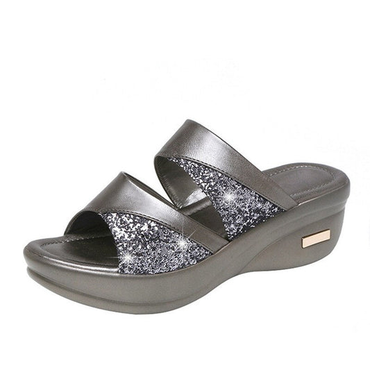 Damen Sandalen mit Keilabsatz, silberne Glitzerstreifen, bequem, modisch, Sommermode.