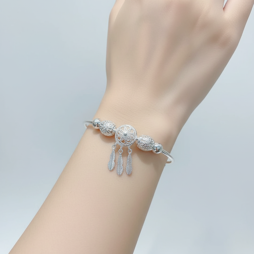Handgefertigtes Schmuckstück - WingBracelet