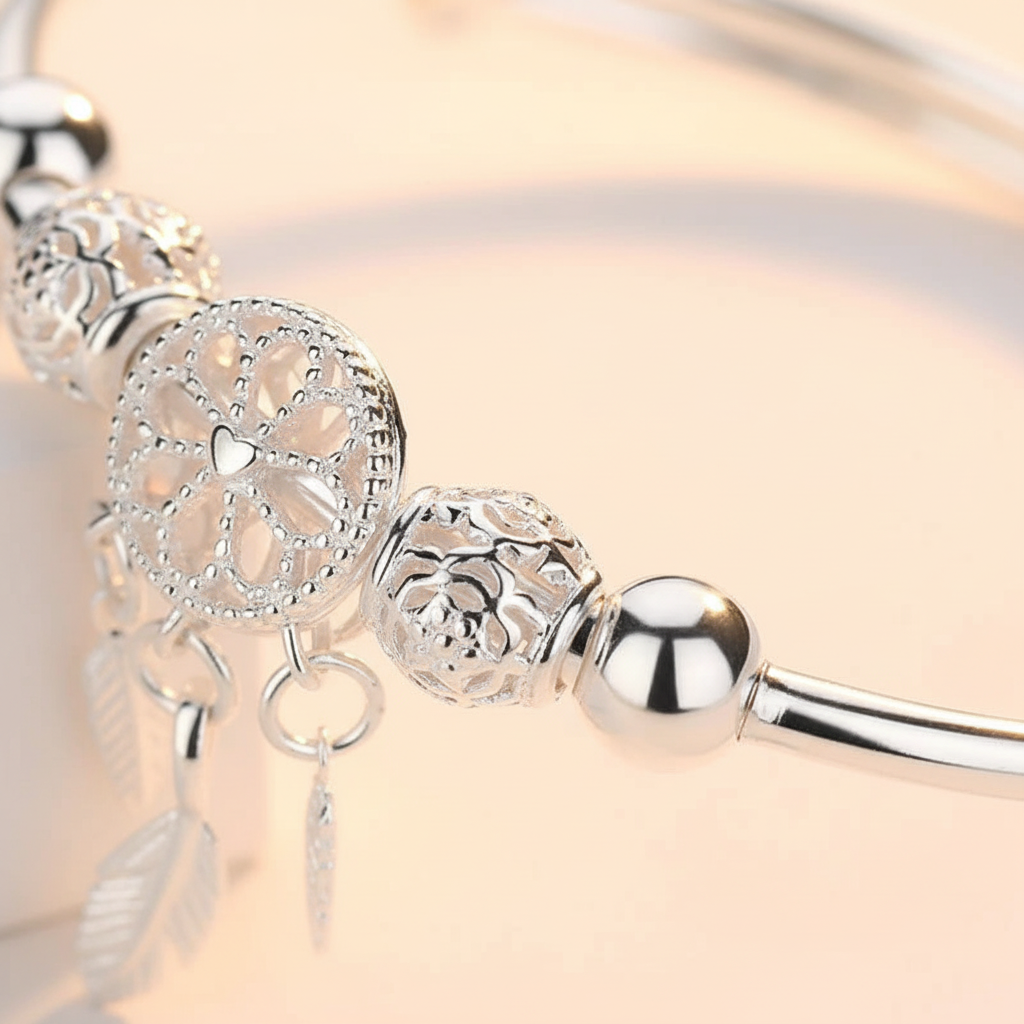 Handgefertigtes Schmuckstück - WingBracelet