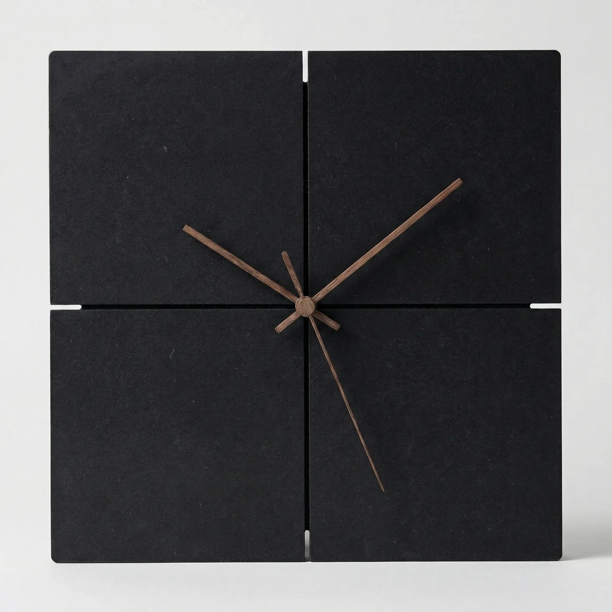 Minimalistische Runde Analoge Wanduhr - Veltara
