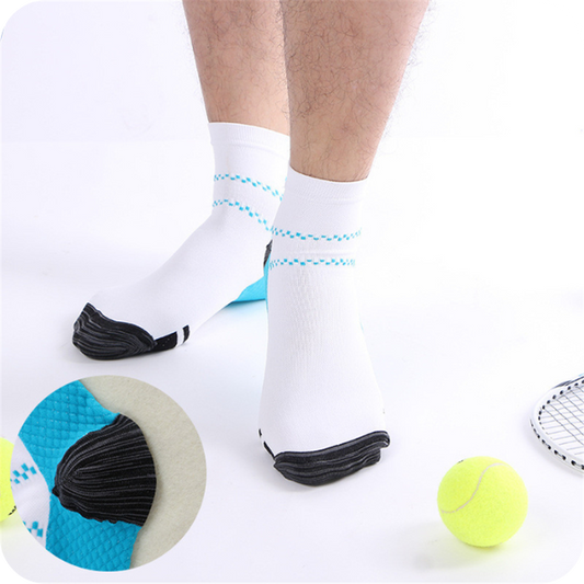 Weiße Sportsocken mit schwarzer Spitze, Tennisschläger und Ball, rutschfest, atmungsaktiv.