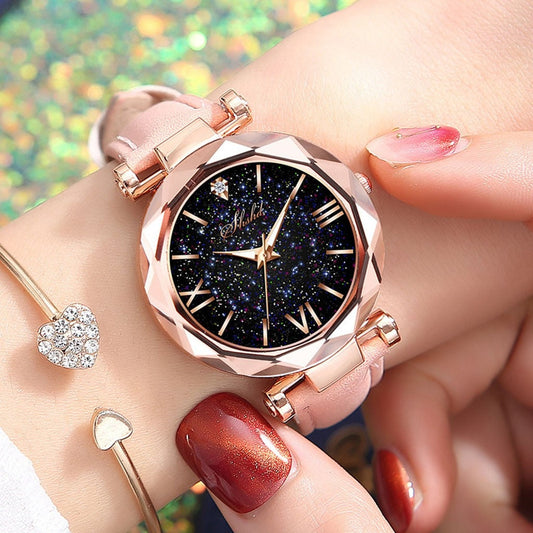 Luxus Damen Armbanduhr, roségold, funkelndes Zifferblatt, römische Ziffern, elegantes Design.