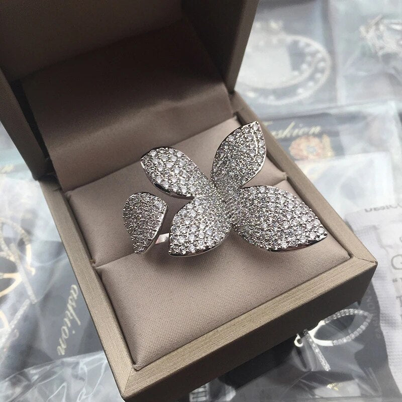 Verstellbarer Ring - PetalMagic