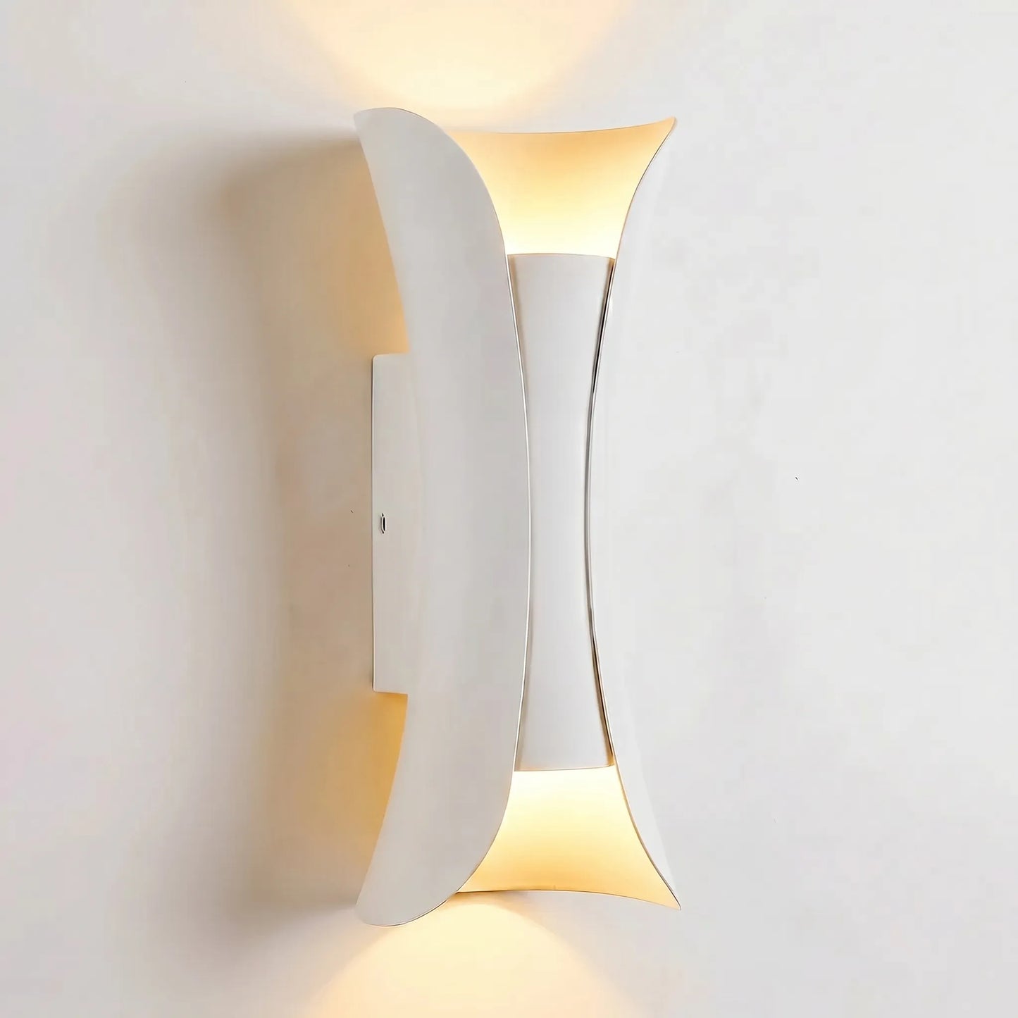 Weatherproof Outdoor LED Wall Light - Walluxa