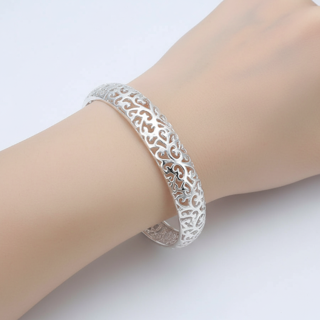 Zartes Silbermanschettenarmband - SilverFinesse