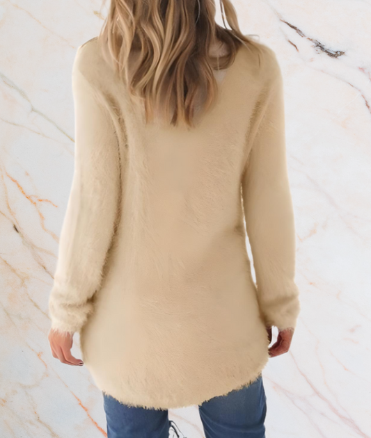 Beige Damenpullover aus Fleece, langärmelig, lässig, warm, ideal für Herbstmode.