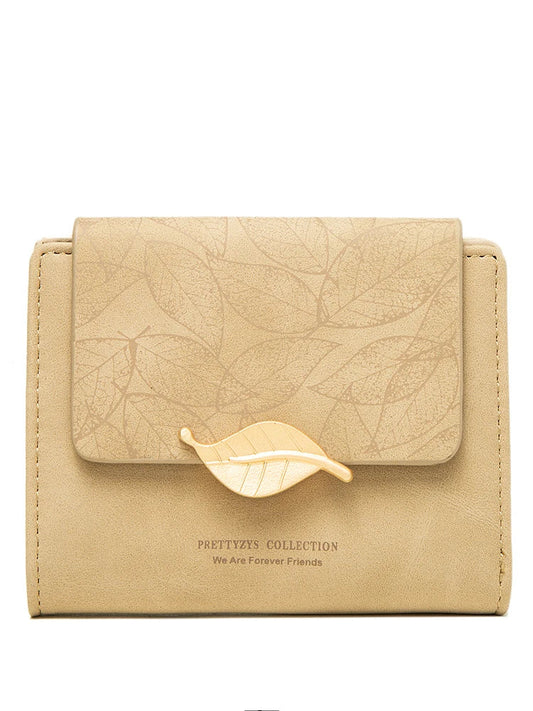 Beige Damen-Geldbörse mit Blattmuster, Kunstleder, goldener Blattverschluss, elegant und stilvoll.