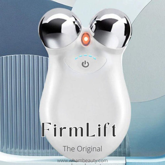 Weißes FirmLift Mikrodermabrasionsgerät mit Chromaufsätzen, Hautpflege, Anti-Aging, tragbar.