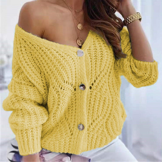 Gelber Strickpullover Damen, V-Ausschnitt, Knöpfe, weiches Material, modisch, Herbstmode.
