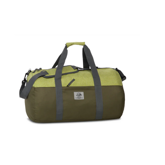 Grüne Reisetasche aus Stoff mit Tragegriffen und Schultergurt, ideal für Reisen und Sport.