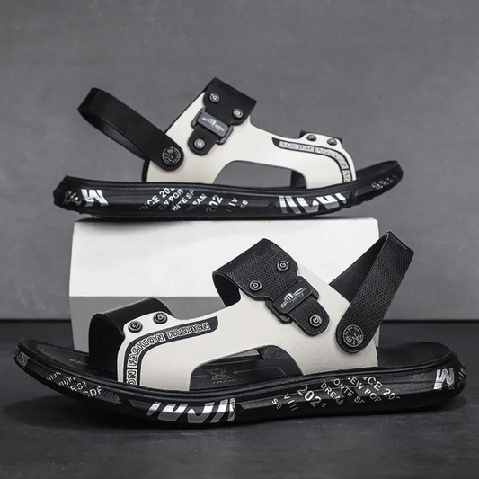 Schwarze und weiße Sandalen, Herren, sportlich, rutschfest, verstellbar, modisch.