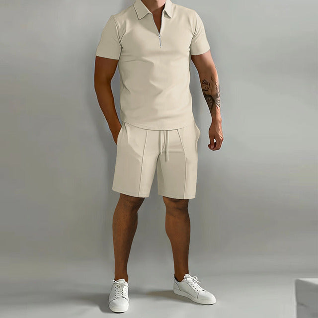 Herren-Trainingsanzug, beige, Poloshirt und Shorts, Sommermode, Sportbekleidung.