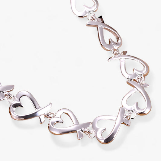 Silberne Herz-Halskette, glänzend, modisch, Schmuck für Damen, romantisches Design.