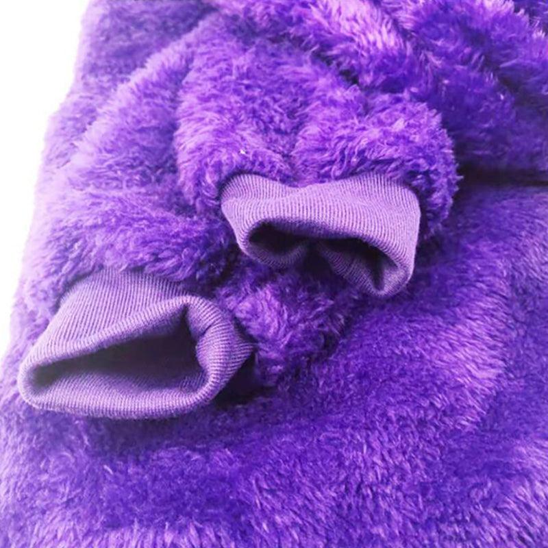 Lila Plüschdecke mit weichem Fleece, gemütlich, warm, ideal für kalte Wintertage.