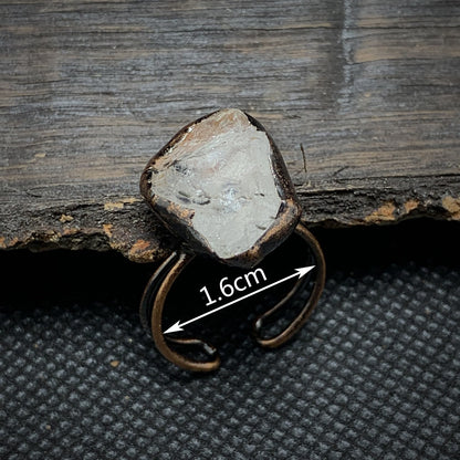 Rohstein-Ring aus Kupfer, verstellbar, 1,6 cm, handgefertigter Schmuck, rustikales Design.