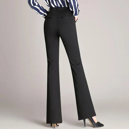 Schlank ausgestellte High-Waist-Hose – Mila