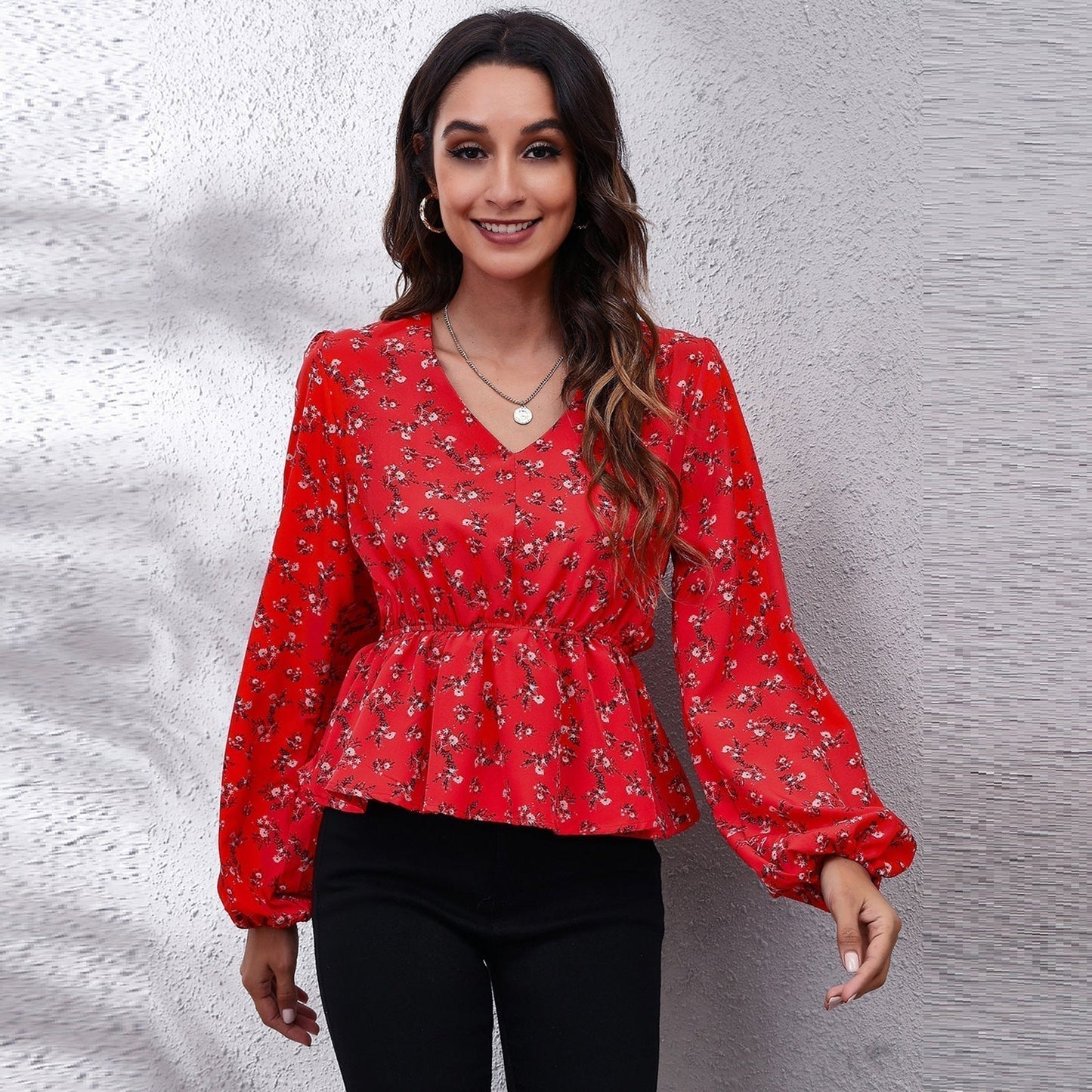 Luftige & Farbenfrohe Damenbluse mit Muster – Leona