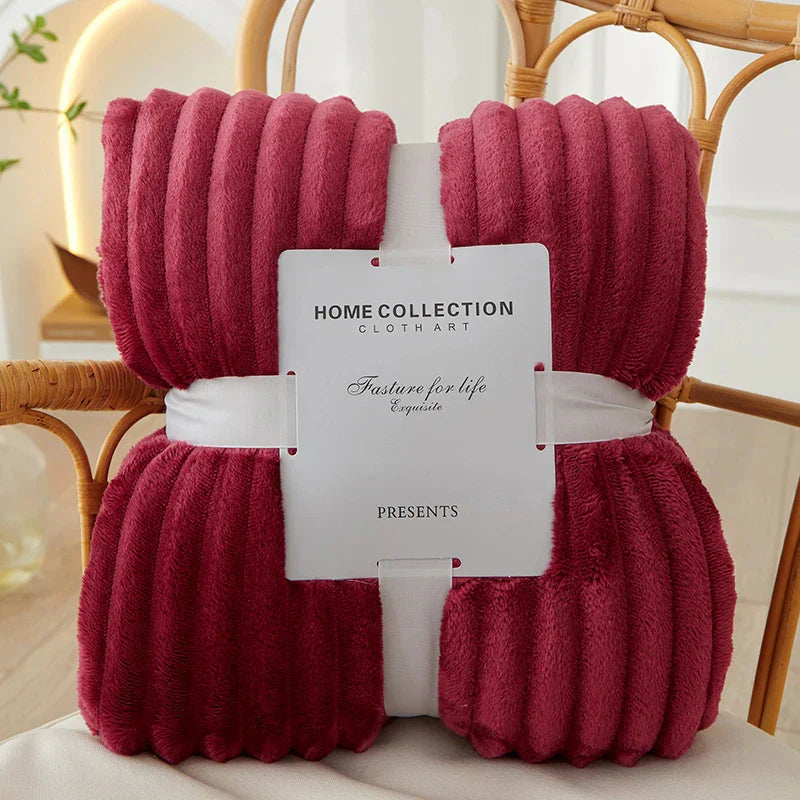 Rote Plüschdecke, Home Collection, weich, dekorativ, Geschenk, Wohnzimmer, gemütlich.