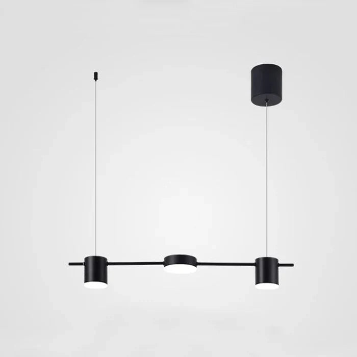Moderne schwarze Pendelleuchte mit drei runden Lampen, minimalistisch, für Esszimmerbeleuchtung.