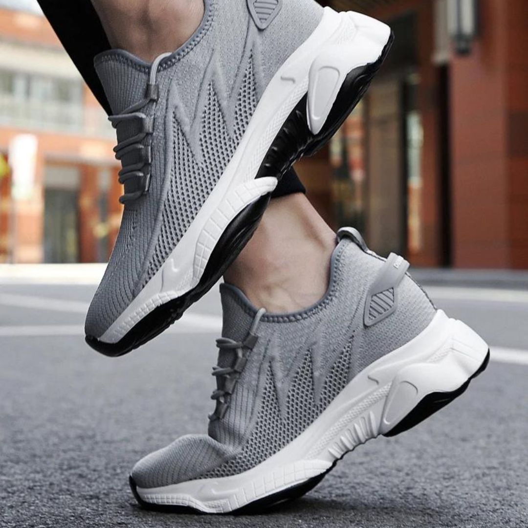 Diskret erhöhende Herren Sneaker mit Stil – MaxLift Boost