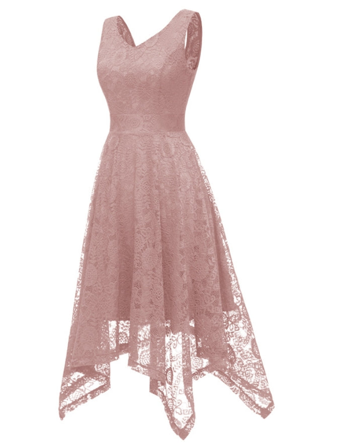 Rosa Spitzenkleid Damen, ärmellos, asymmetrischer Saum, elegant, Abendmode.