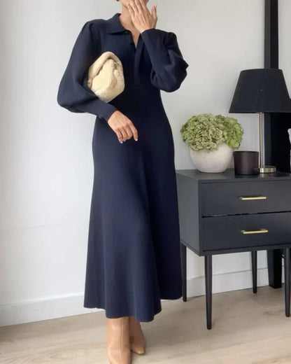 Strick-midi-Kleid mit Kragen – Loranza