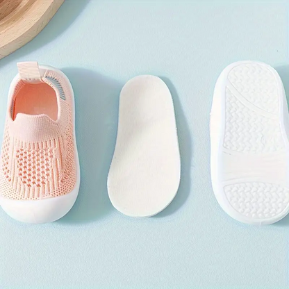 StepEase – Flexible Barfußschuhe für Kinder