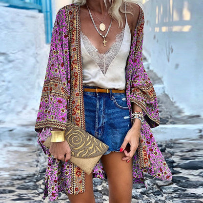Trendige Boho Damen Strickjacke mit Muster – Elara