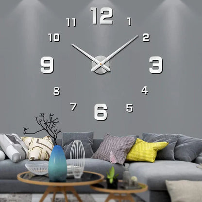 Wanduhr 3D DIY Silber, modernes Design, Wohnzimmer Dekoration, große Ziffern, graue Wand.