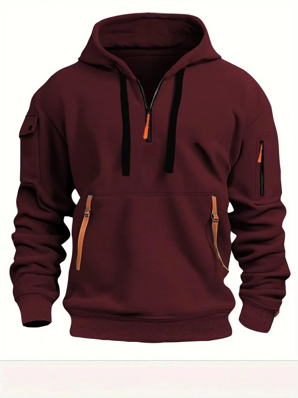 Weinroter Kapuzenpullover in der Vorderansicht mit schwarzen Kordeln, orangefarbenen Bändern an der Bauchtasche und Ärmeltasche mit Reißverschluss. 5