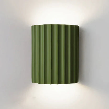 Grüne Wandleuchte aus Metall, geripptes Design, moderne Innenbeleuchtung, energiesparend.