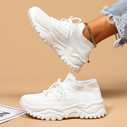 Weiße Sneaker Damen, Strickmaterial, klobige Sohle, modisch, bequem, Freizeitmode.