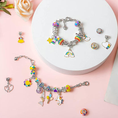 DIY-Armband Bastelset für Kinder mit Perlen, Anhängern & Geschenkbox