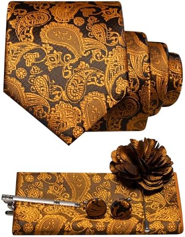 Set im Paisleymuster in Gold und Braun mit Krawatte, Einstecktuch, Manschettenknöpfen, Krawattenclip und Blumenbrosche mit Nadel. 11