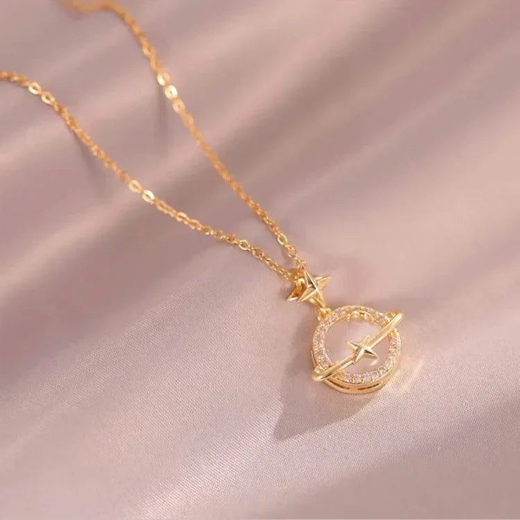 Goldene Halskette mit Sternanhänger, Zirkonia, Damen-Schmuck, modisch, elegant, Geschenkidee.