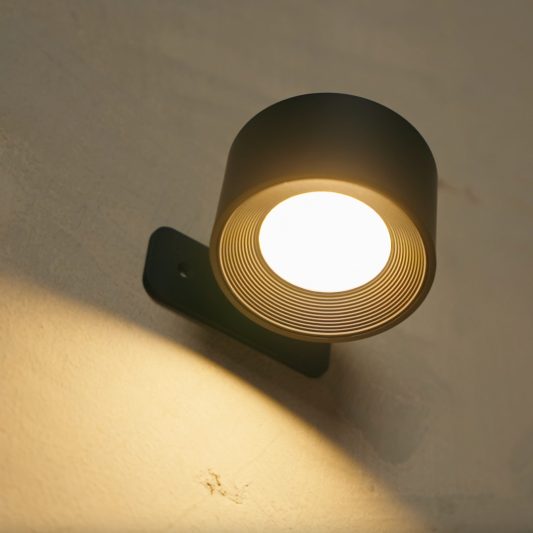 Wireless LED Wall Light with 360° Rotation, Touch Dimming, 3 Light Colors and USB-C Battery 16