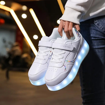 Gleite stilvoll mit Velo – Sneakers mit Rollen und leuchtenden Sohlen