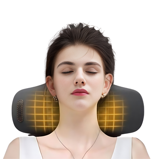Frau mit Nackenmassagegerät, schwarz, Wärmefunktion, Entspannung, ergonomisch, Wellness.