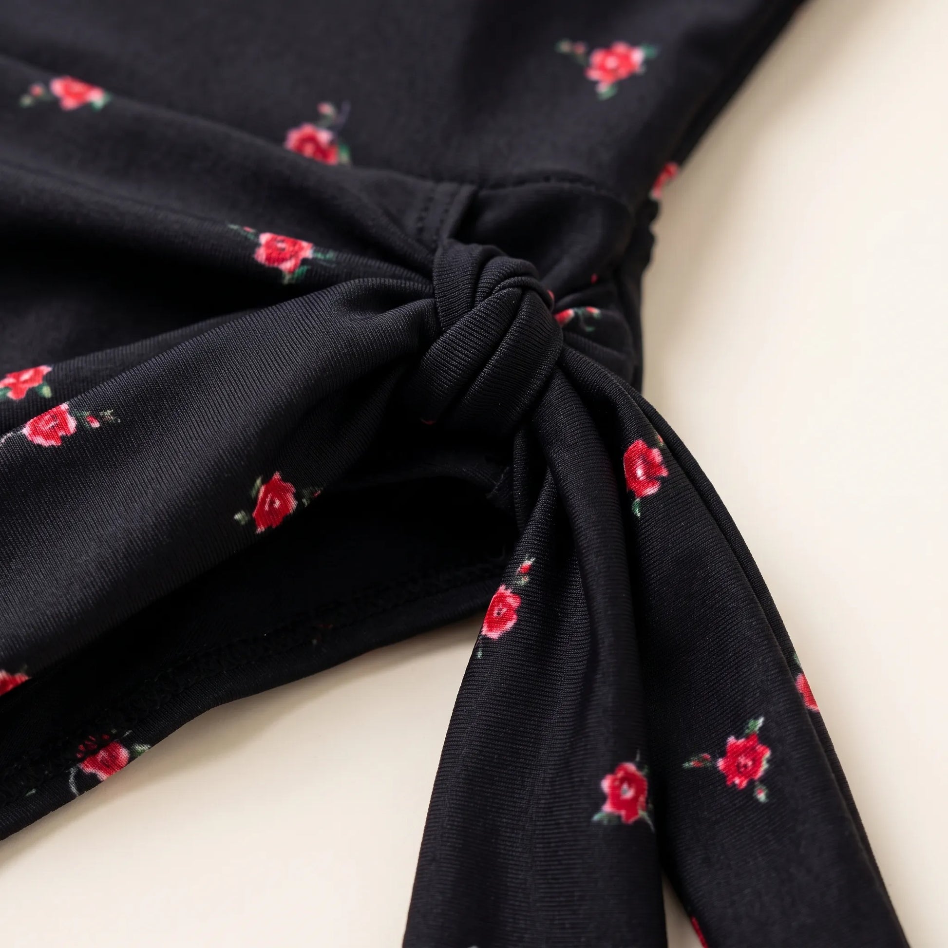 Badekleid Mit Floralem Muster - Covelis