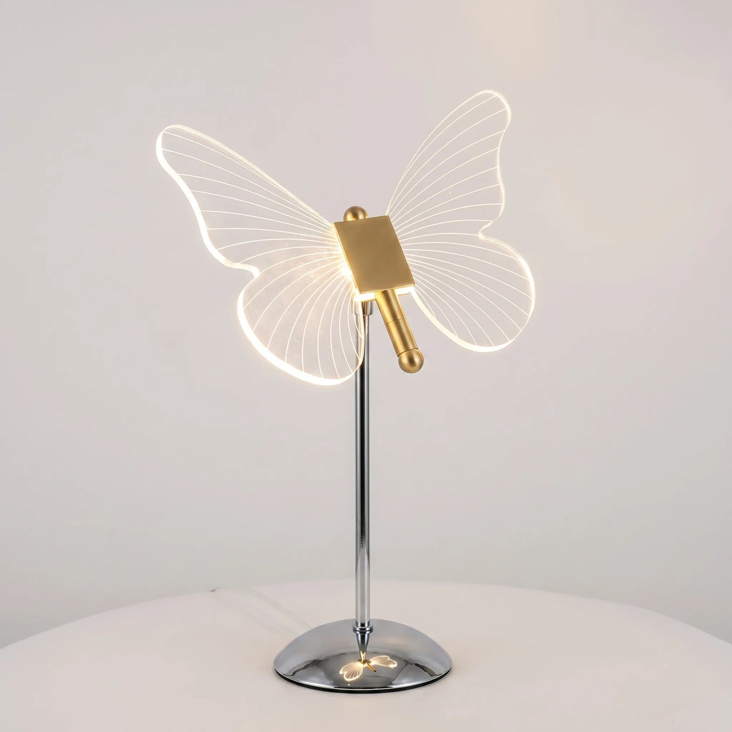 Butterfly-Shaped LED Table Lamp -  Flutterglow