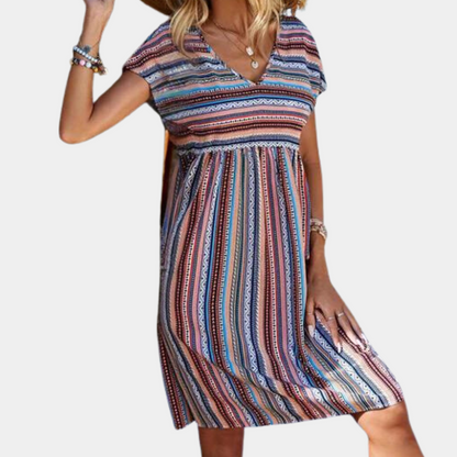 Gestreiftes Sommerkleid aus weichem Material – Linae