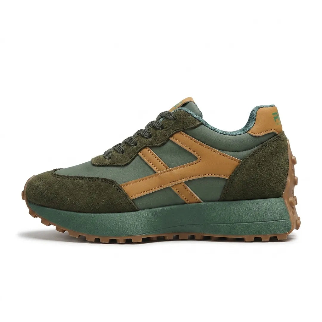Grüner Sneaker mit ockerfarbenen Seitenstreifen und olivgrünen Wildleder-Kappen, Seitenansicht 11